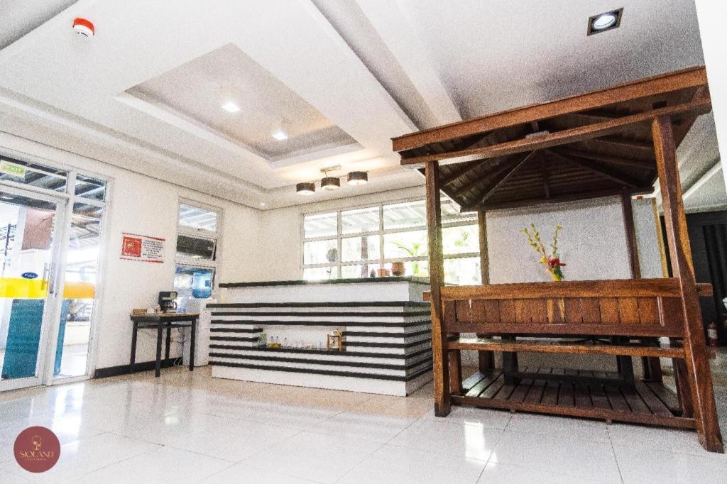Quezon Premier Hotel - Candelaria Candelaria  Luaran gambar