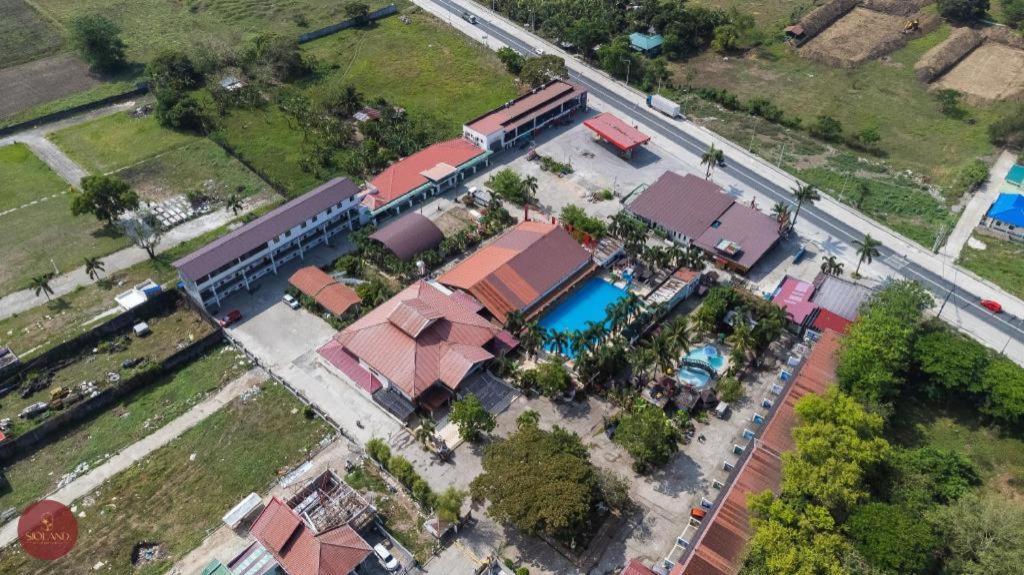 Quezon Premier Hotel - Candelaria Candelaria  Luaran gambar