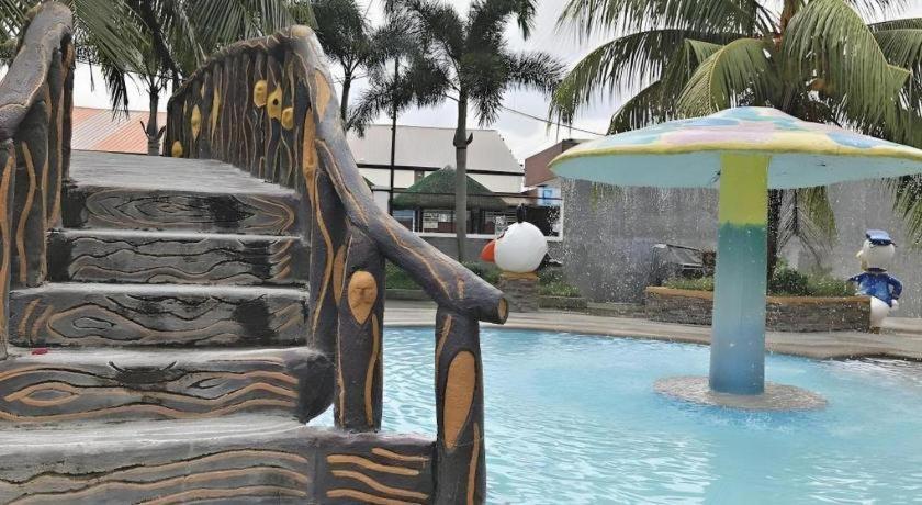 Quezon Premier Hotel - Candelaria Candelaria  Luaran gambar